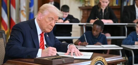 Trump Signs Executive Order to Dismantle US Education Department